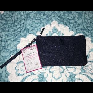 NWT Liz Claiborne phone charging wallet